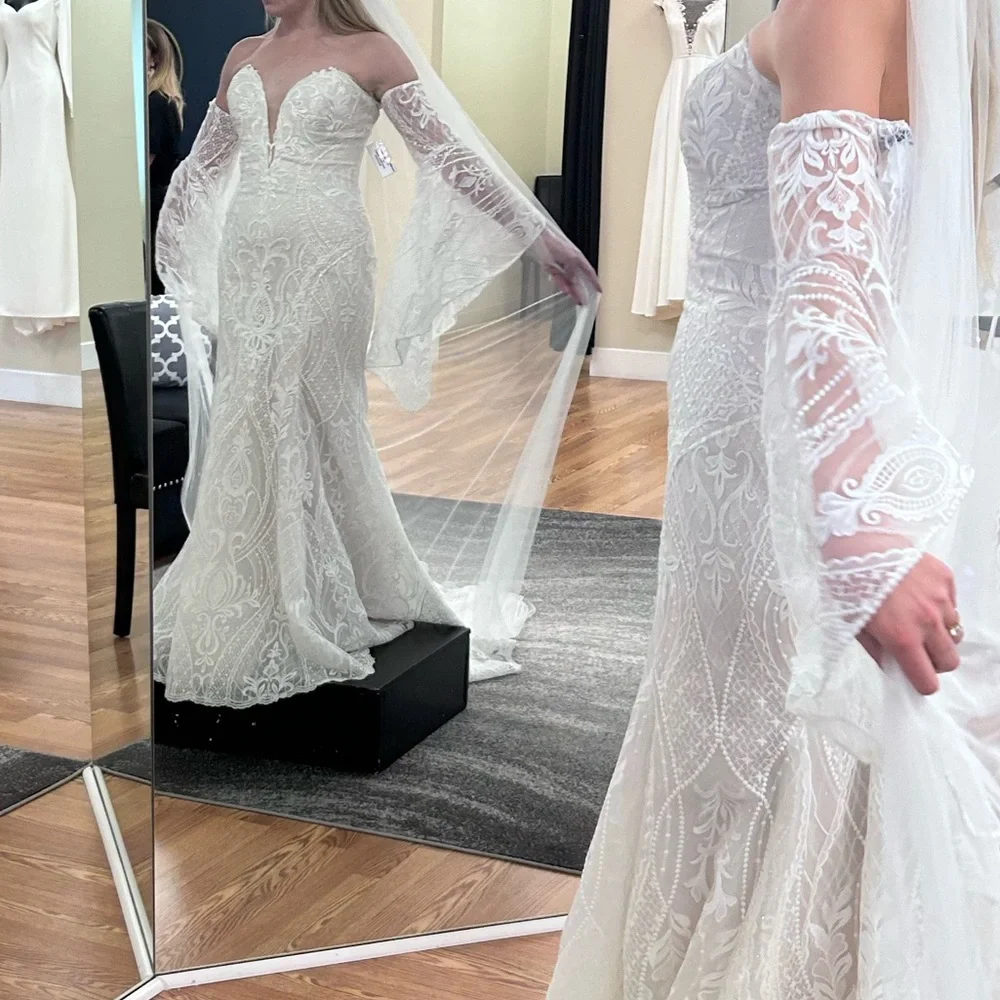 Maggie Sottero Wedding Dress and Sleeves - Picture 8 of 10